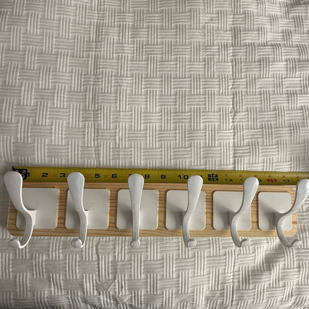 ⭐️ White and Tan Wall Hooks